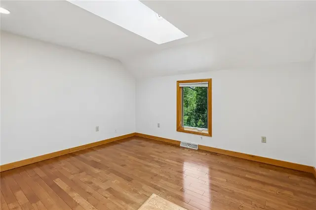 2621 Hunters Point Dr gallery image 28