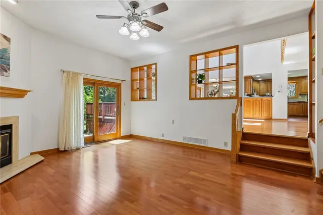 2621 Hunters Point Dr gallery image 31