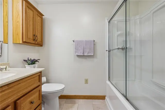2621 Hunters Point Dr gallery image 32