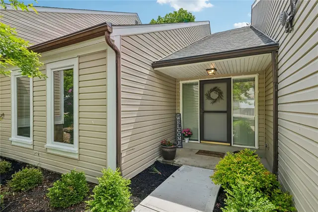 2621 Hunters Point Dr gallery image 36