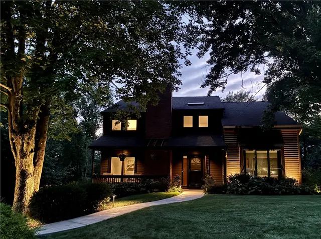 2621 Lansdale Dr gallery image 31
