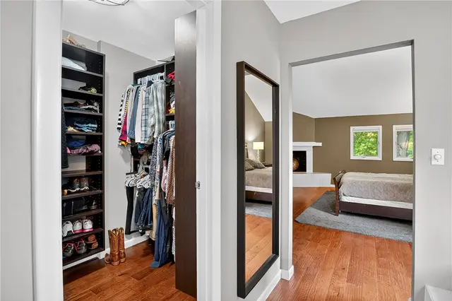 2621 Lansdale Dr gallery image 48