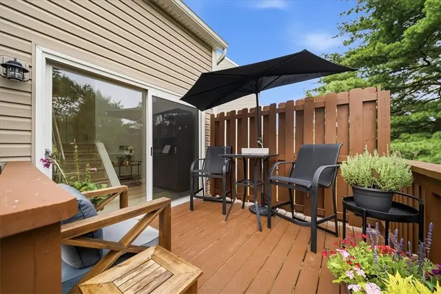 2631 Hunters Point Dr gallery image 25