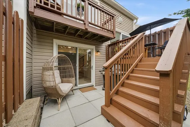 2631 Hunters Point Dr gallery image 33