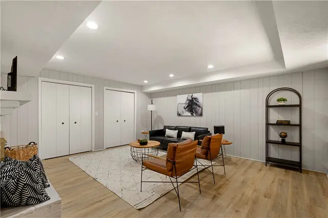 2635 Woodmont Ln gallery image 34
