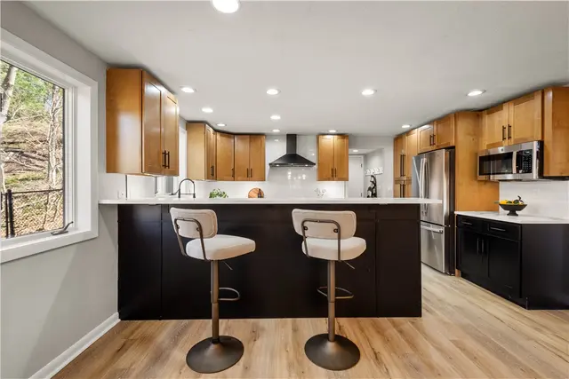 2635 Woodmont Ln gallery image 36