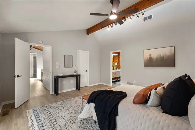 2635 Woodmont Ln gallery image 40