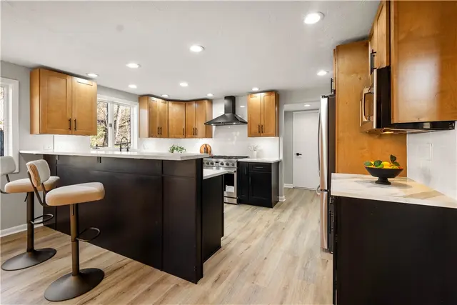 2635 Woodmont Ln gallery image 48