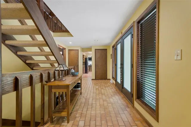 2638 Woodmont Ln gallery image 24