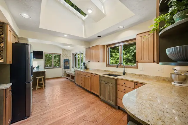2638 Woodmont Ln gallery image 26