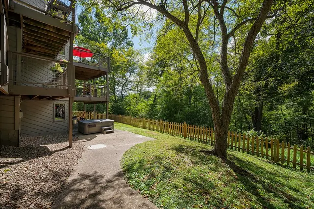 2638 Woodmont Ln gallery image 35