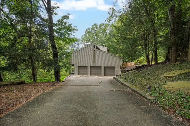 2638 Woodmont Ln gallery image 45