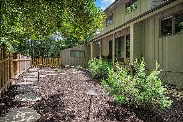 2638 Woodmont Ln gallery image 48