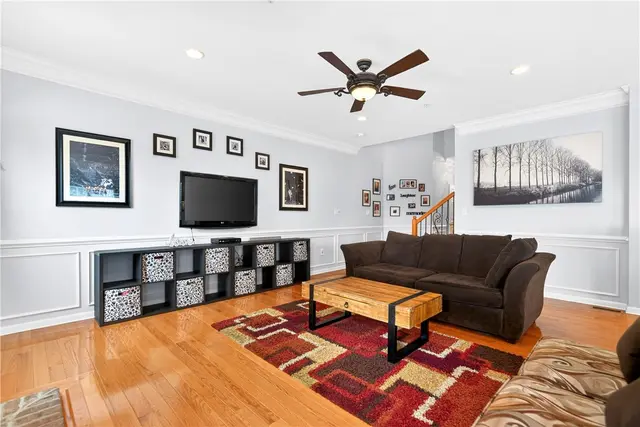 264 Corey Dr gallery image 7