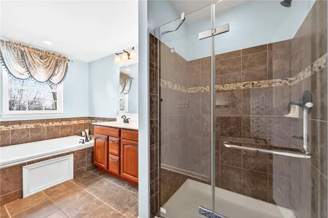 264 Corey Dr gallery image 21