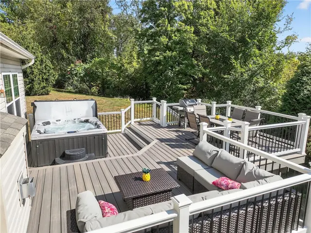 264 Corey Dr gallery image 42