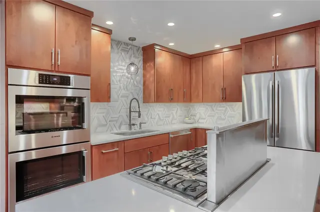 2642 Black Oak Ct gallery image 20