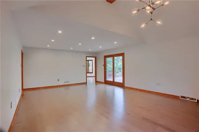 2642 Black Oak Ct gallery image 38