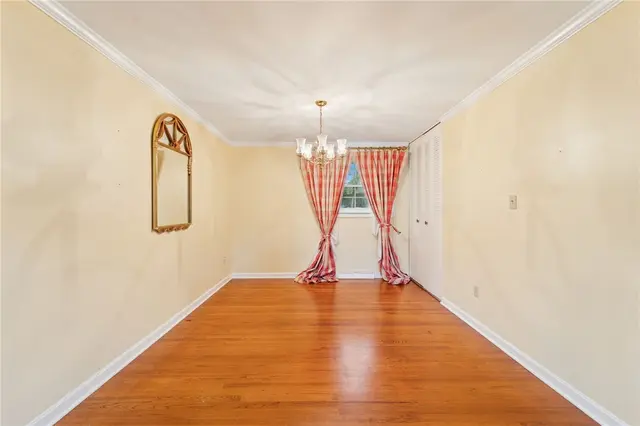 2642 Sapling gallery image 8