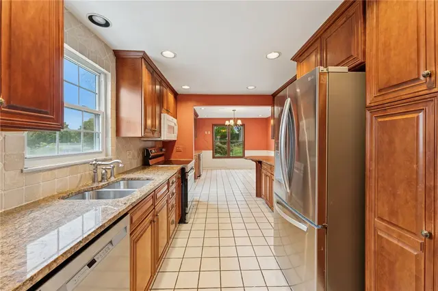 2642 Sapling gallery image 13
