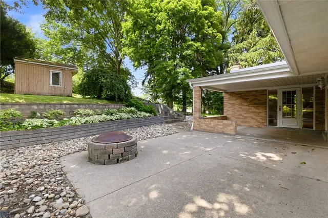 265 McIntyre Rd gallery image 49