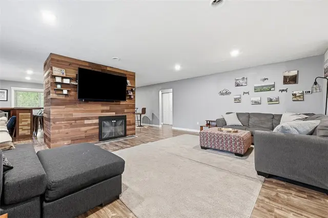 265 Mountain View Rd gallery image 32