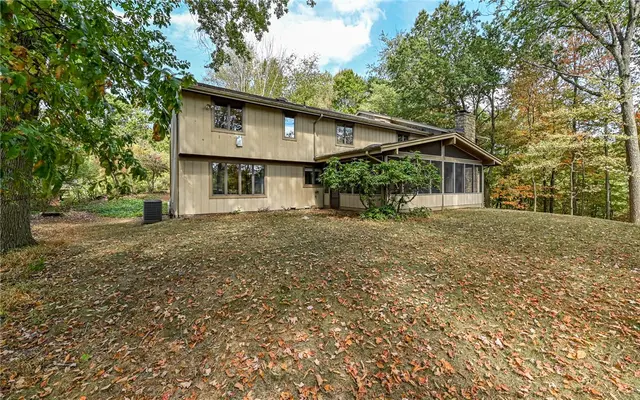 2652 Glenchester Rd gallery image 8