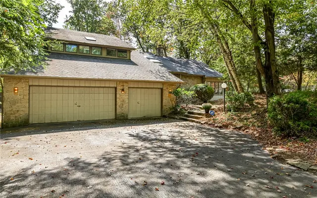 2652 Glenchester Rd gallery image 10