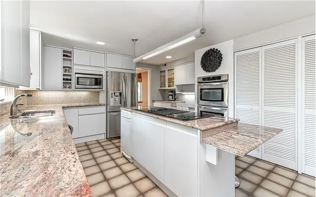 2652 Glenchester Rd gallery image 15