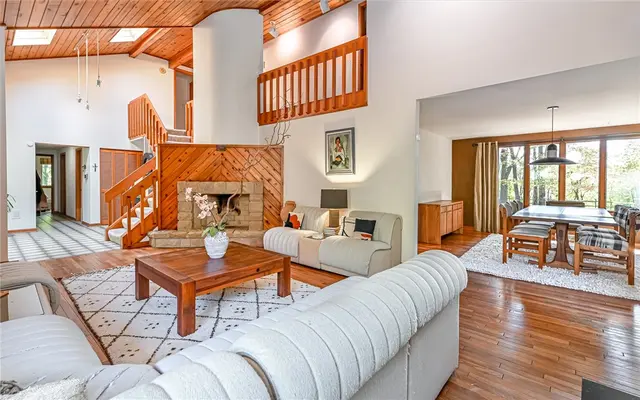 2652 Glenchester Rd gallery image 30