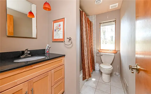 2652 Glenchester Rd gallery image 41