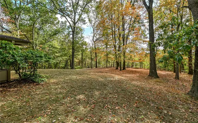 2652 Glenchester Rd gallery image 42