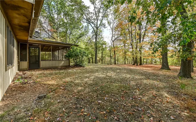 2652 Glenchester Rd gallery image 43