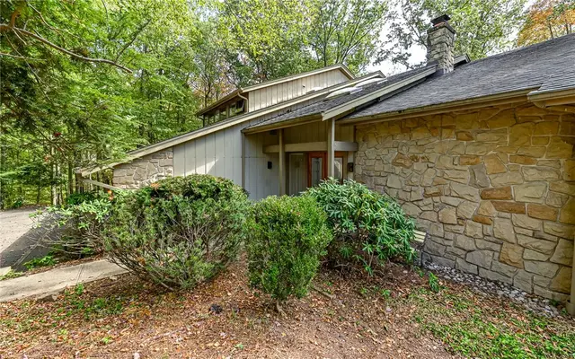 2652 Glenchester Rd gallery image 44
