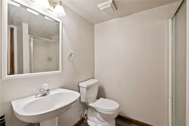 2662 Timberglen Drive W gallery image 19