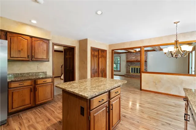 2662 Timberglen Drive W gallery image 33