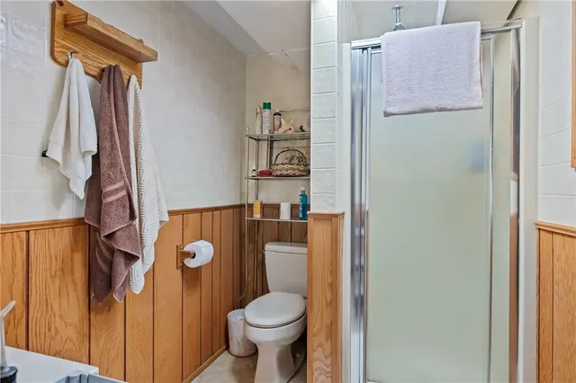 2666 Pointview Drive gallery image 21