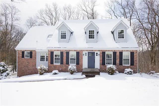 2668 Timberglen West