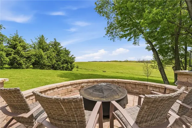 267 Forsythe Road gallery image 13