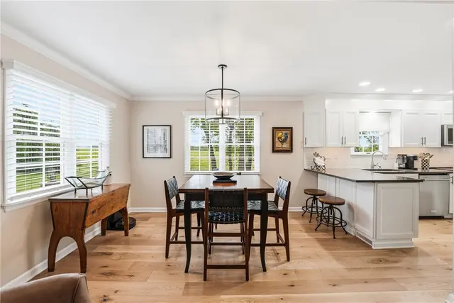 267 Forsythe Road gallery image 15