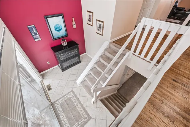 2671 Hunters Point Drive gallery image 8