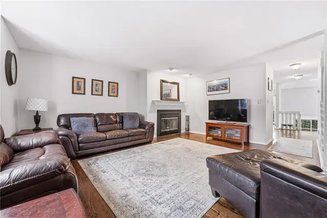 2671 Hunters Point Drive gallery image 25