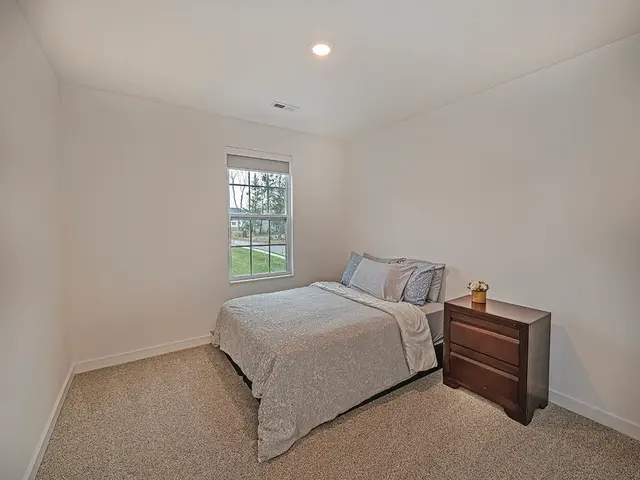 2674 Margos Way gallery image 14