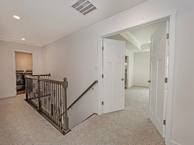 2674 Margos Way gallery image 25