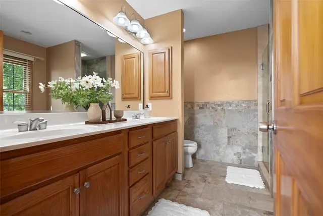 2679 Rochester Rd gallery image 34