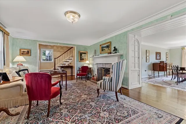 2685 Sunset Lane gallery image 11