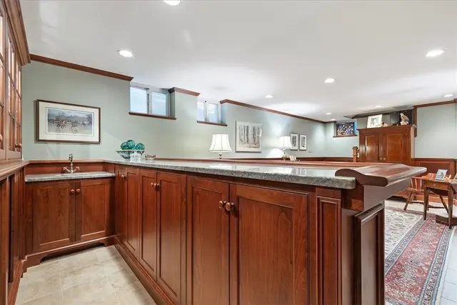 2685 Sunset Lane gallery image 25