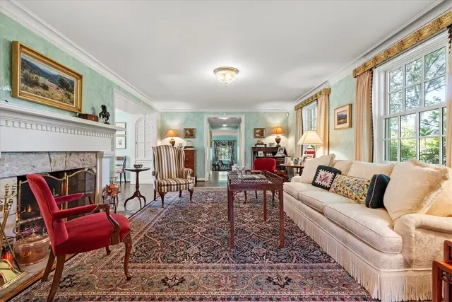 2685 Sunset Lane gallery image 28