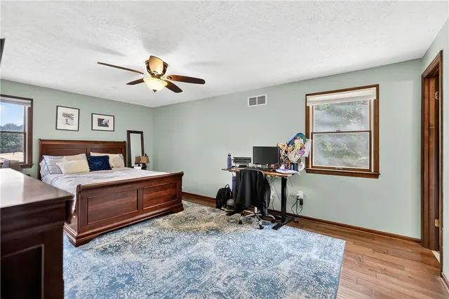 269 Kinvara Drive gallery image 3