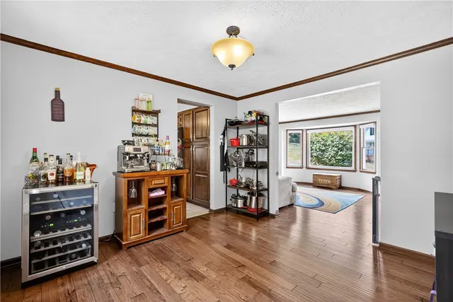 269 Kinvara Drive gallery image 15